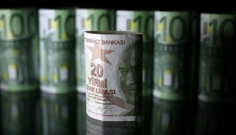 الليرة التركية خسرت 20% من قيمتها أمام الدولار