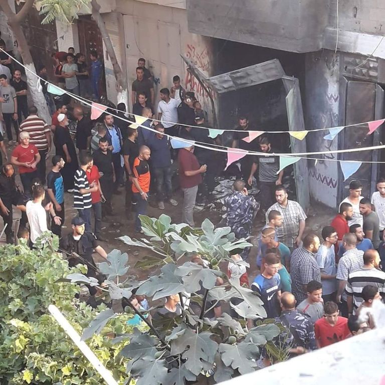 انفجار في حي الشجاعية بغزة بسبب ألعاب نارية انفجار في حي الشجاعية بغزة بسبب ألعاب نارية