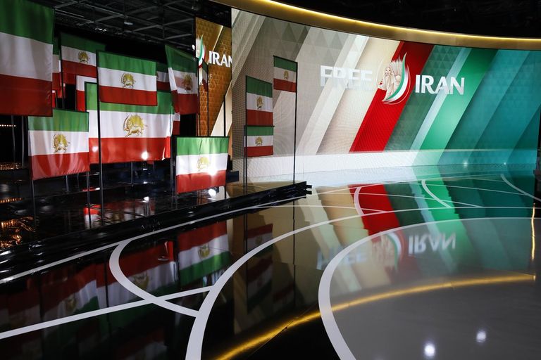 مريم رجوي زعيمة المعارضة الإيرانية بالخارج