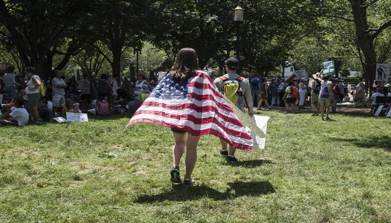 آلاف الأمريكيين يتظاهرون ضد سياسة بلادهم تجاه المهاجرين 