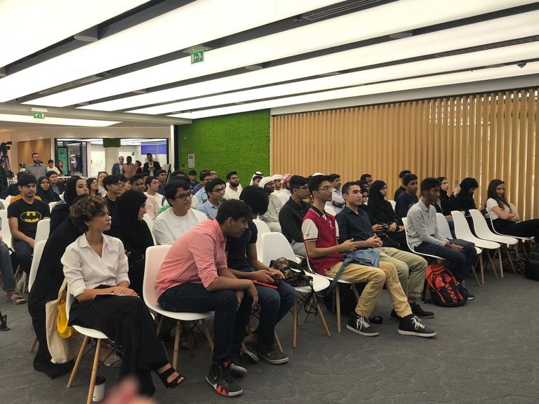 عمر بن سلطان العلماء وزير الدولة الإماراتي للذكاء الإصطناعي