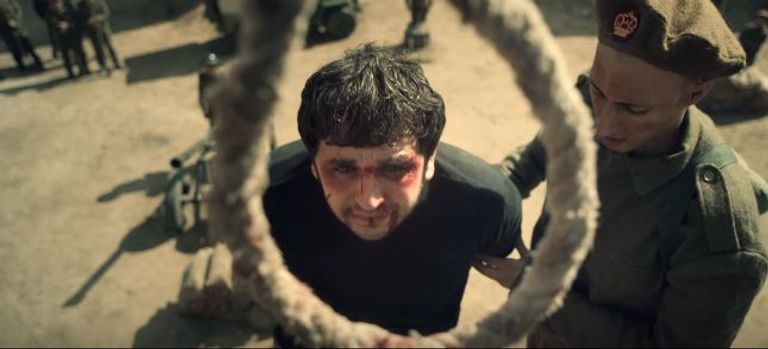 مشهد من فيلم "حرب كرموز"