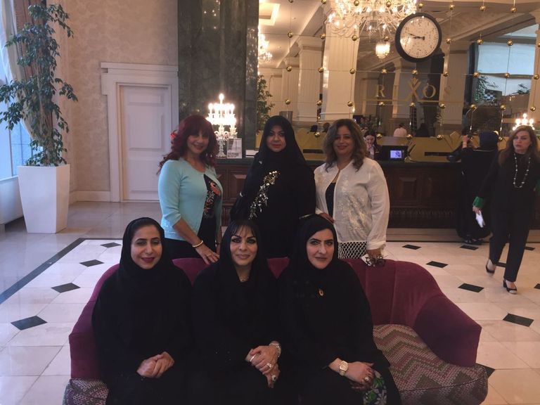 سيدات أعمال إماراتيات يصلن إلى كازاخستان استعدادا لعرض الأزياء