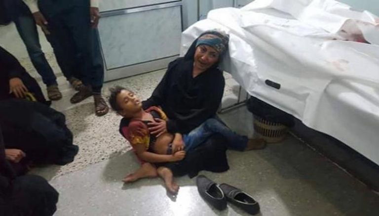 طفلة مصابة جراء القصف المدفعي الحوثي