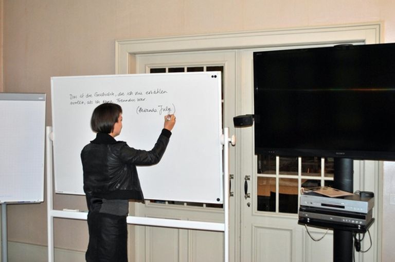 المعهد السويسري للآداب ببيل