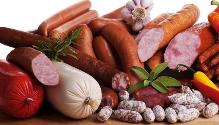 اللحوم الحمراء المصنعة تحتوي على كمية كبيرة من المواد المسرطنة