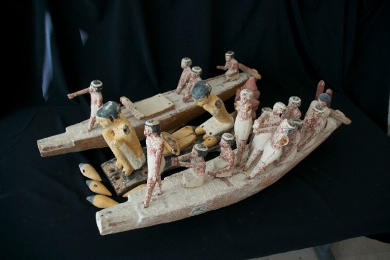 مجموعة من القطع الأثرية التي تستردها مصر من إيطاليا