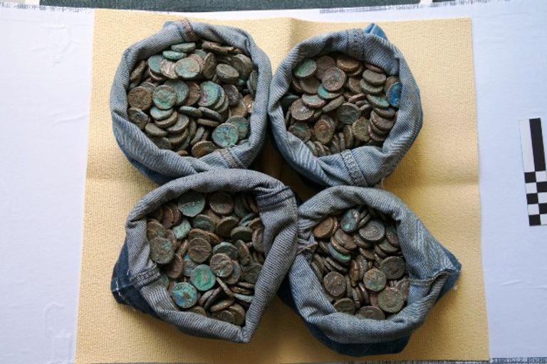 مجموعة من القطع الأثرية التي تستردها مصر من إيطاليا