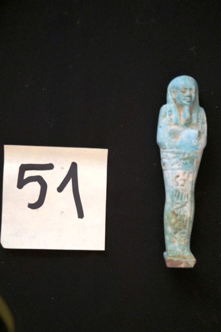 مجموعة من القطع الأثرية التي تستردها مصر من إيطاليا