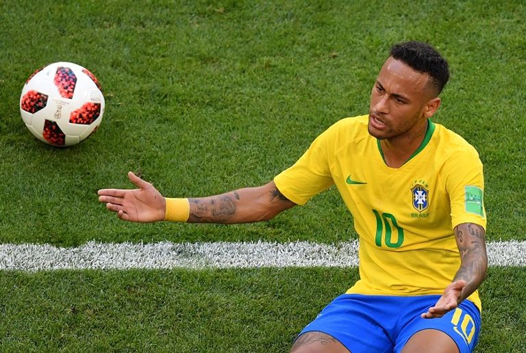 نيمار الأسطورة دييجو أرماندو مارادونا