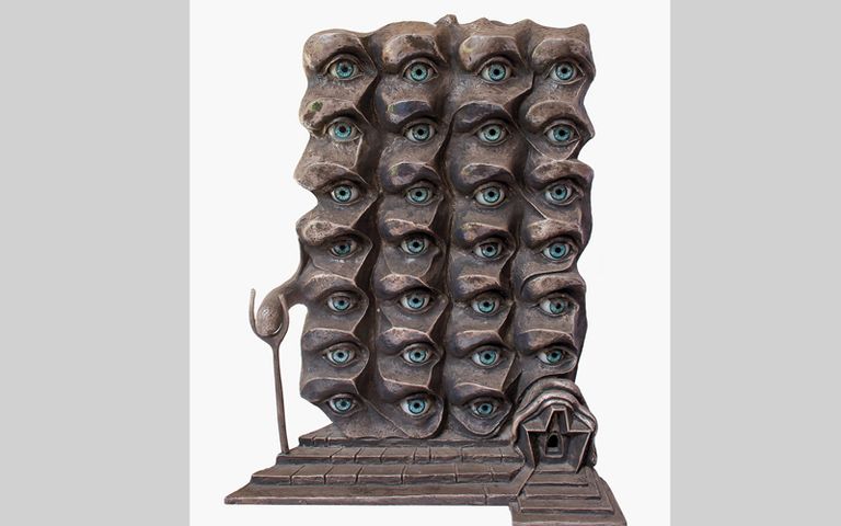 عمل سيريالي لسلفادور دالي أحد الأعمال الفنية في معرض "طرق الإبصار"