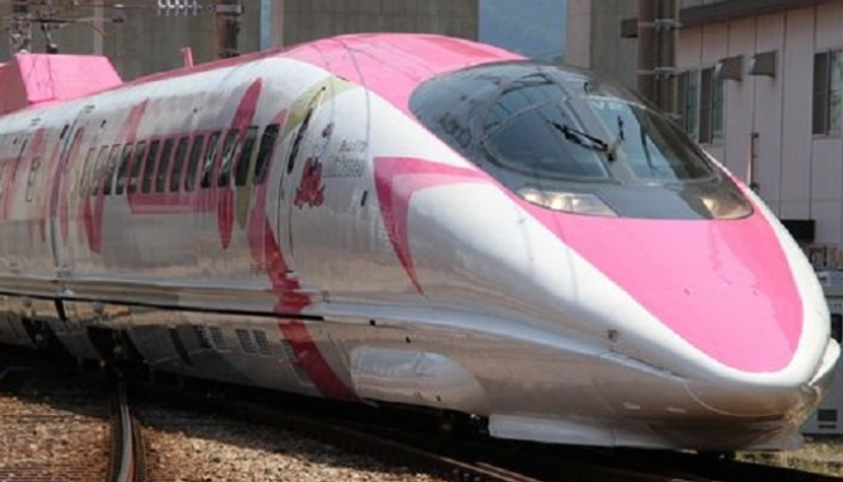 قطار اليابان السريع "هاللو كيتي"