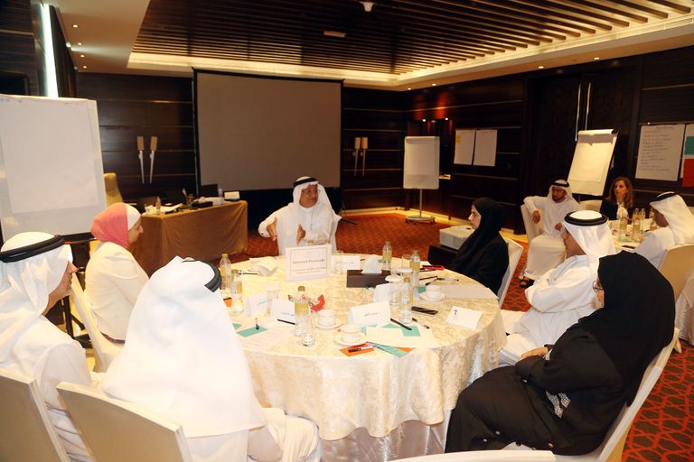 جانب من جلسة "الثقافة المؤسسية المستقبلية" لهيئة الصحة بدبي