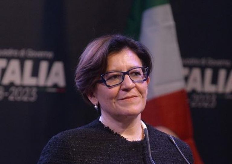 وزير دفاع إيطاليا قوات إيطالية في قاعدة بحرية ليبية -أرشيفية