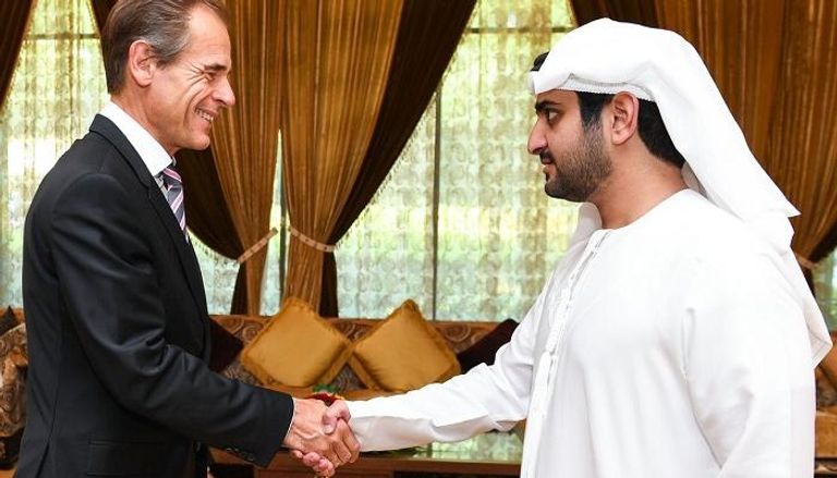 الشيخ مكتوم بن محمد نائب حاكم دبي يستقبل رئيس شركة بوش 