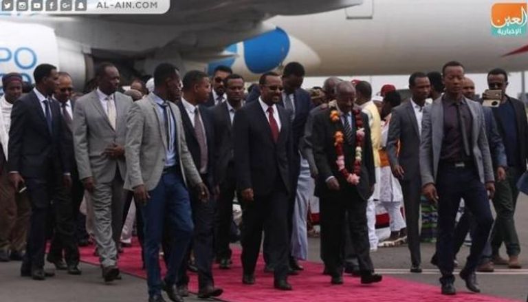 رئيس الوزراء الإثيوبي يستقبل وفدا إريتريا بعد قطيعة استمرت لعقدين