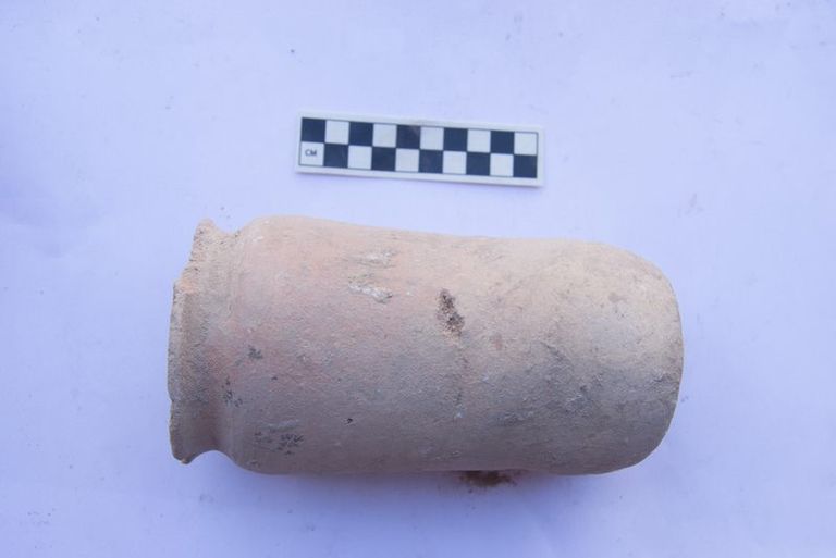 العثور على أوانٍ فخارية أثرية في الإسكندرية