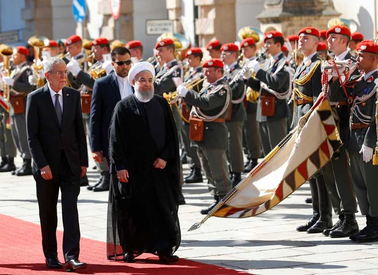 روحانى في النمسا