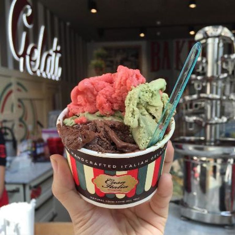 إتيكيت خاص لتناول الآيس كريم في إيطاليا