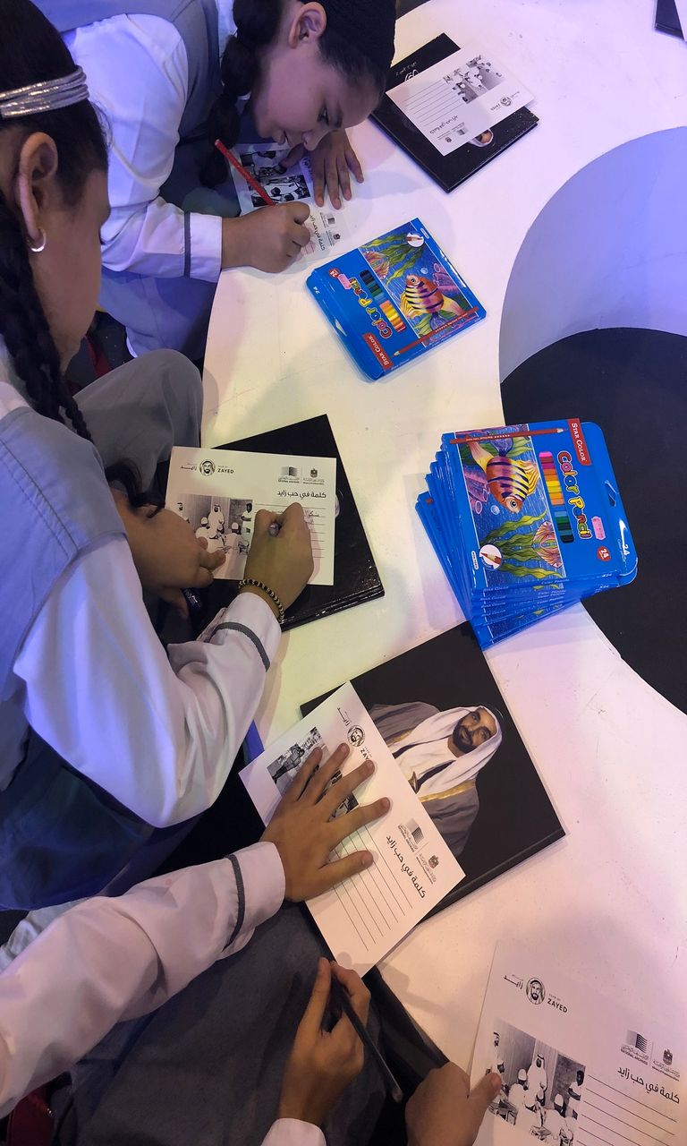 الأرشيف الوطني الإماراتي يطلق بطاقات لتعزيز مهارات الكتابة لدى الطلبة