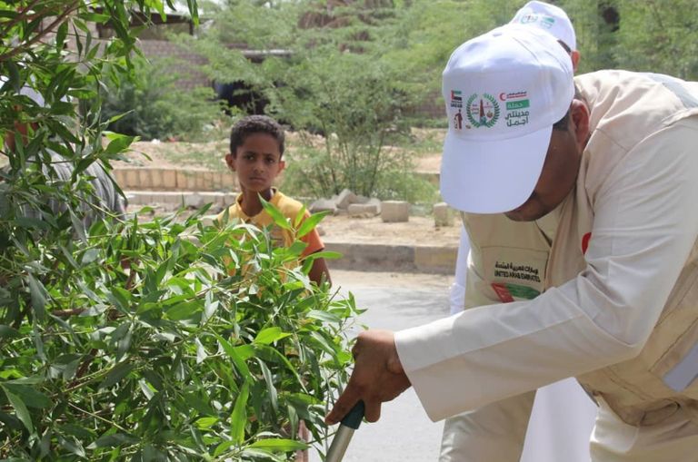 حملة النظافة بوادي حضرموت من تنظيم الهلال الأحمر الإماراتي