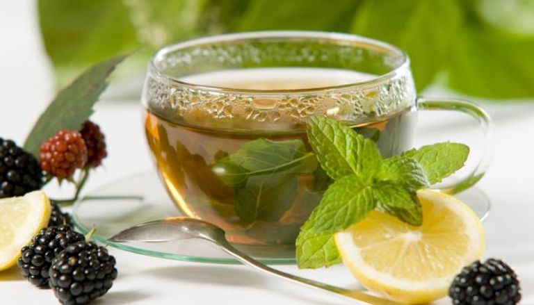 الشاي الأخضر أحد أهم المشروبات الحارقة لدهون البطن والجسم