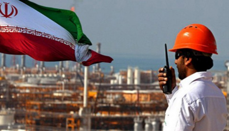نفاد خيارات إيران النفطية