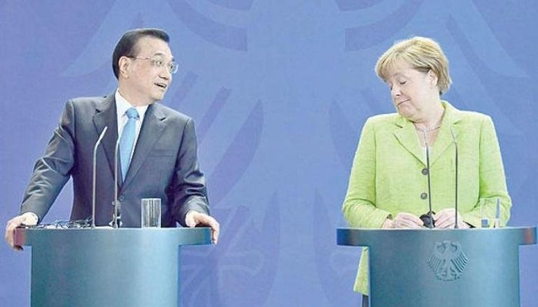 رئيس الوزراء الصيني والمستشارة الألمانية