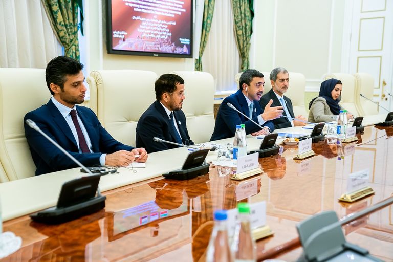 لقاء الشيخ عبدالله بن زايد آل نهيان ورئيس جمهورية تتارستان الشيخ عبدالله بن زايد آل نهيان ورئيس جمهورية تتارستان