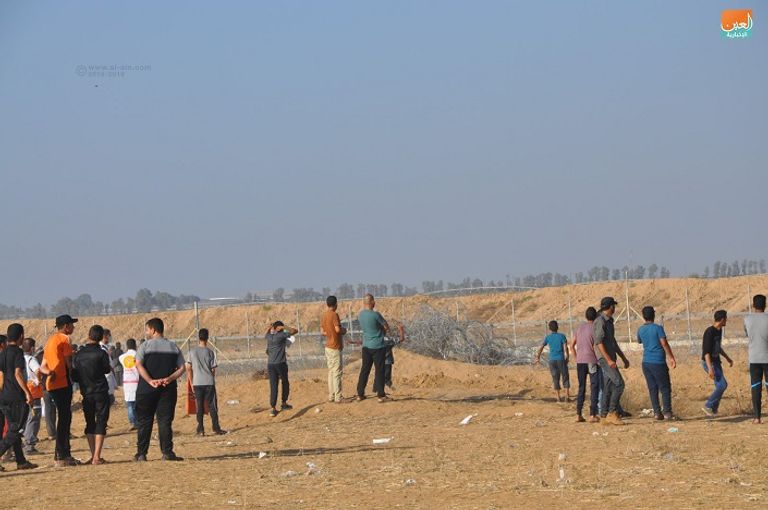 الشباب الفلسطيني خلال المشاركة في فعاليات مسيرة العودة