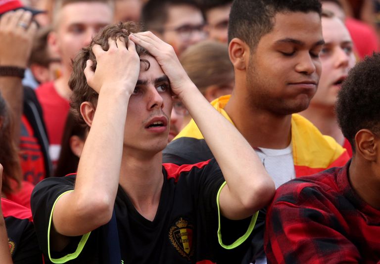 نيمار يبكي بعد الهزيمة أمام بلجيكا