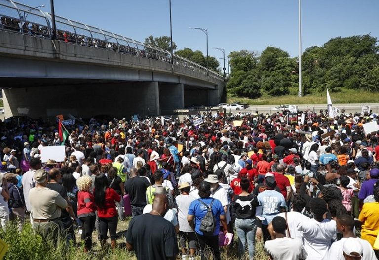 تظاهرات شيكاغو احتجاجا على جرائم القتل  - أ. ف. ب