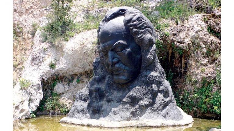 متحف جبران خليل جبران في شمال لبنان - أرشيفية