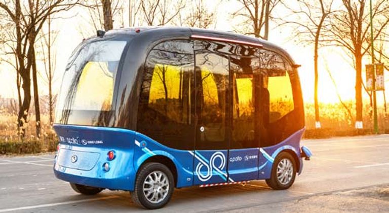الصين تطلق أول حافلة صغيرة ذاتية القيادة تجاريا