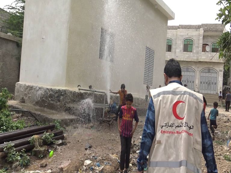 شعار الهلال الأحمر الإماراتي