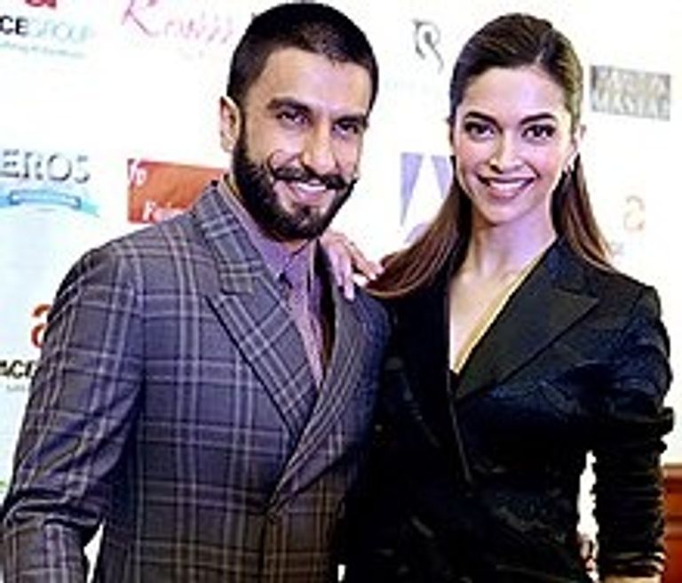 ديبيكا بادوكون ورانفير سينغ