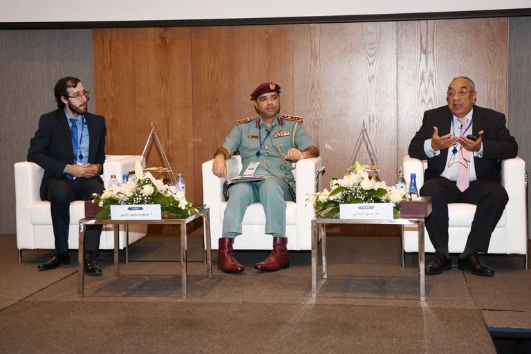 شرطة رأس الخيمة تنظم ندوة علمية حول الذكاء الاصطناعي