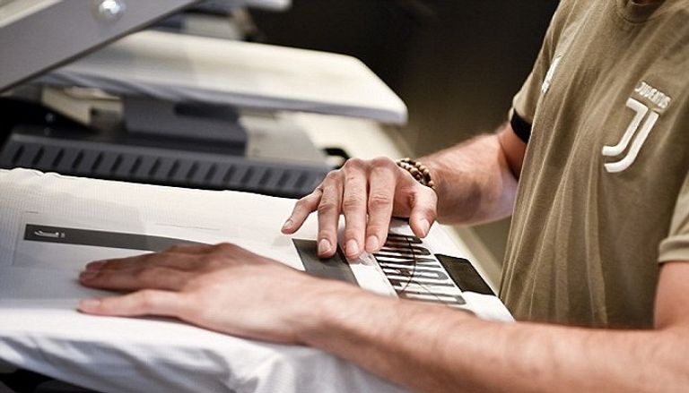 قميص رونالدو مع يوفنتوس