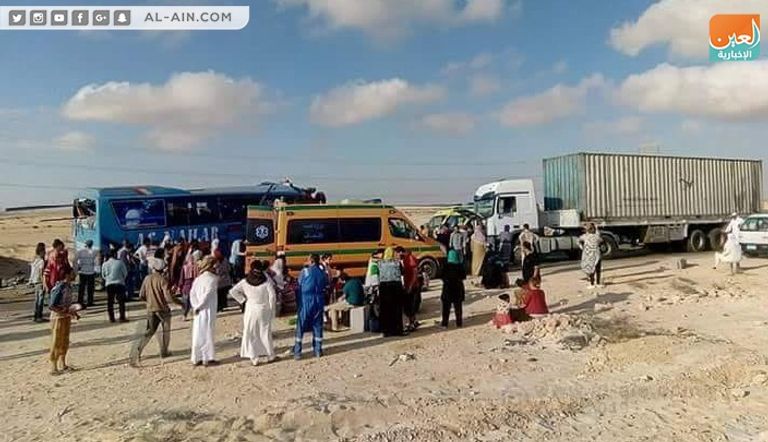 مصر.. حادث مروري يسفر عن مصرع 9 أشخاص وإصابة 27