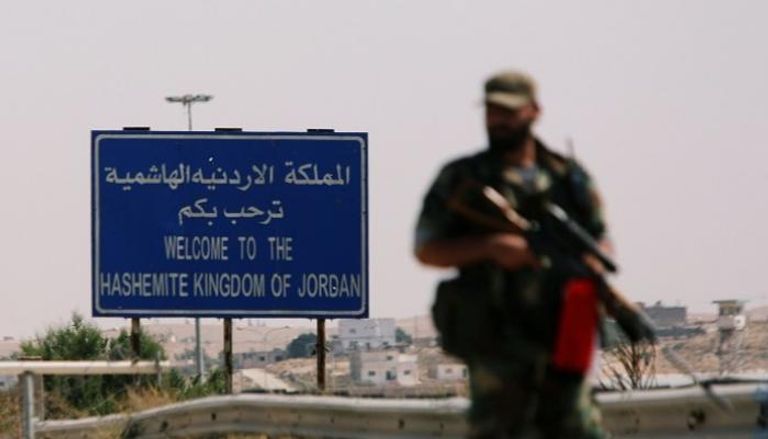 جندي سوري على الحدود مع الأردن- رويترز