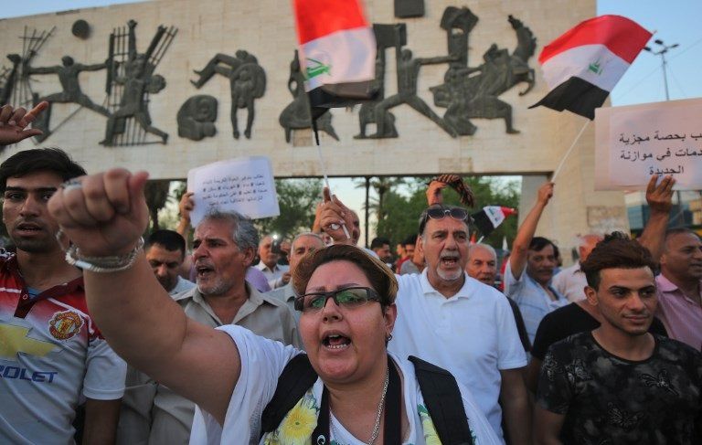 مظاهرات العراق صورة نشرتها مواقع عراقية لاقتحام المطار