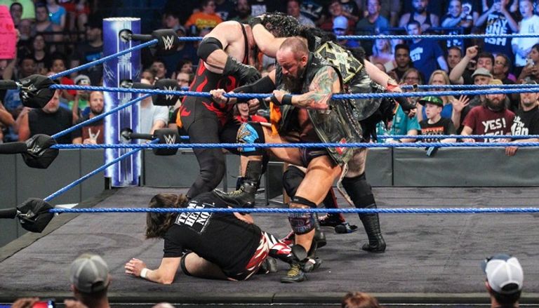 "ذا بلدجين براذرز" و"سانيتي" يدمران فريق "هيل نو"