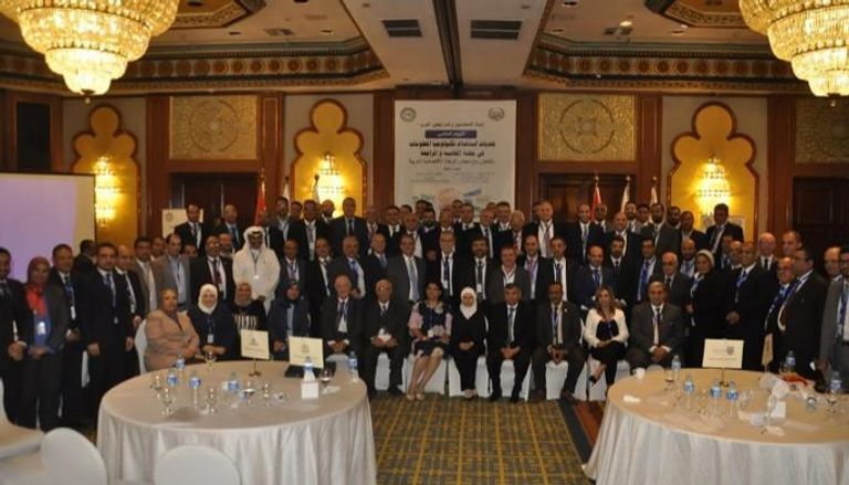 المشاركون في المؤتمر العلمي الأخير لاتحاد المحاسبين والمراجعين العرب