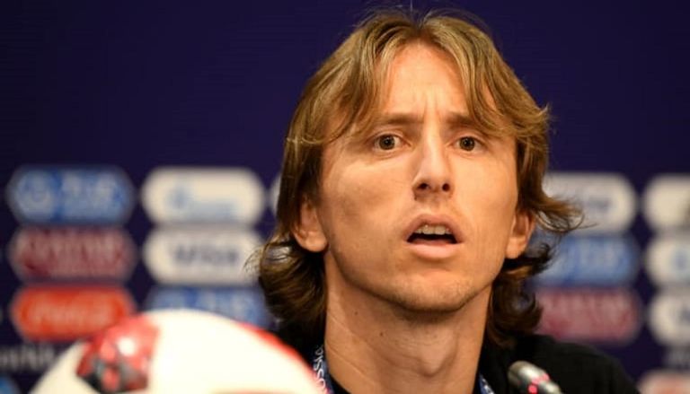لوكا مودريتش قائد منتخب كرواتيا ديدييه دروجبا أسطورة تشيلسي السابق