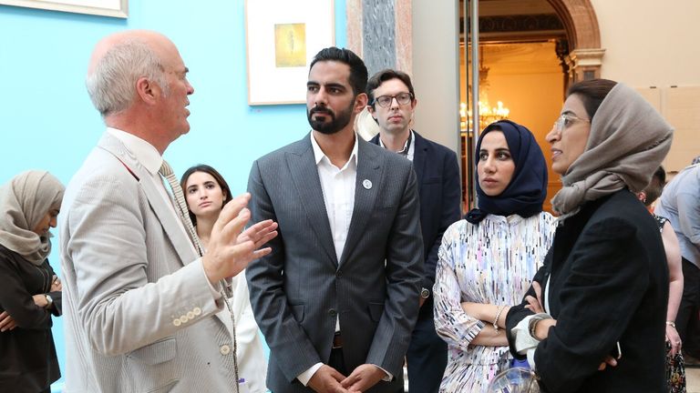 نورة بنت محمد الكعبي وزيرة الثقافة وتنمية المعرفة الإماراتية