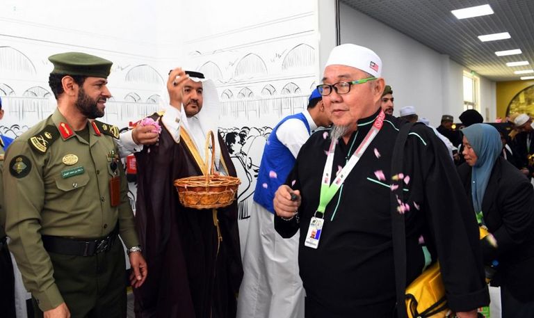 وصول أول رحلة حج للمدينة المنورة من ماليزيا وفق مبادرة 