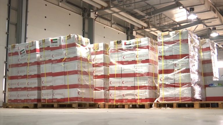 المساعدات المقدمة من هيئة الهلال الأحمر الإماراتي لأهالي الحديدة