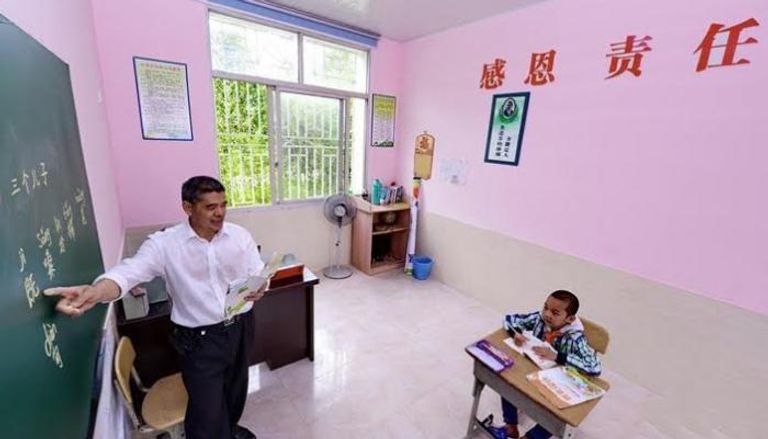 الصين.. مدرسة تفتح أبوابها لطالب وحيد
