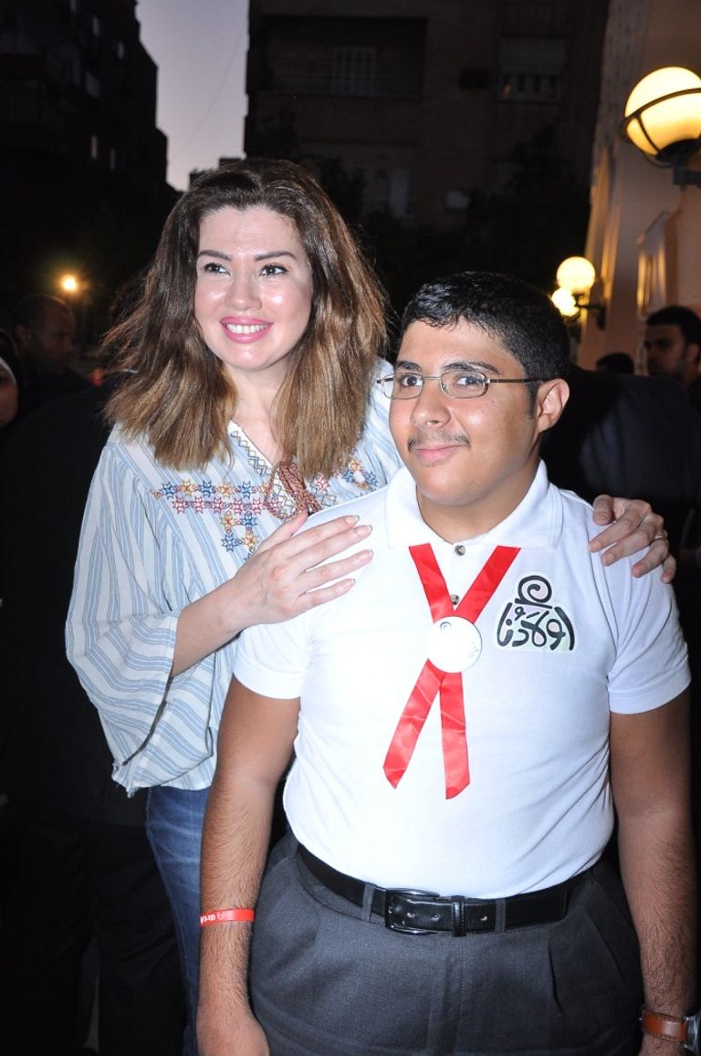 فنانون وإعلاميون في حفل مؤسسة أولادنا في القاهرة