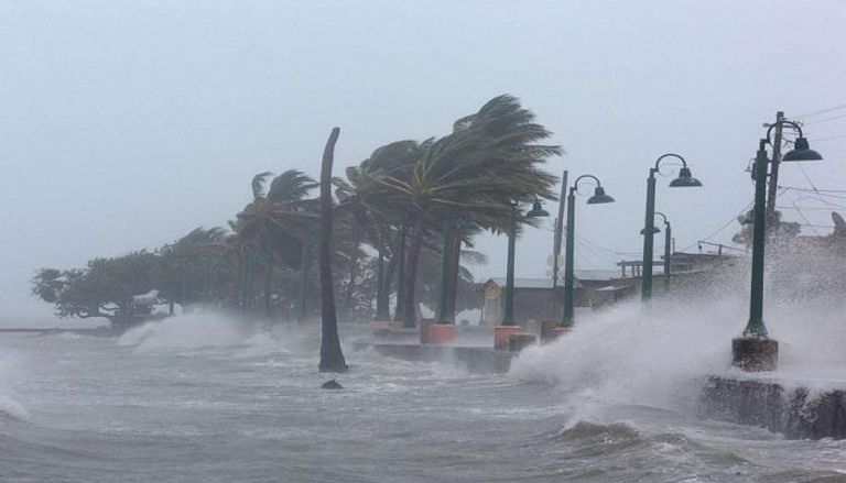 علماء يبحثون وسائل جديدة تحسن فرص التنبؤ بكثافة الإعصار